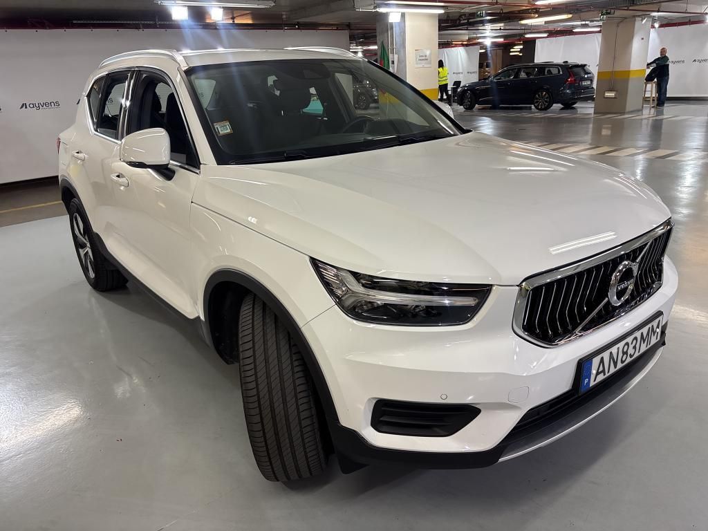 volvo-xc40-2022-hibrido-a-gasolina-1477cc