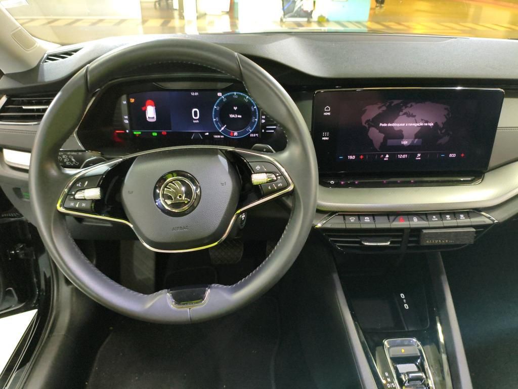 skoda-octavia-break-2023-hibrido-a-gasolina-1395cc