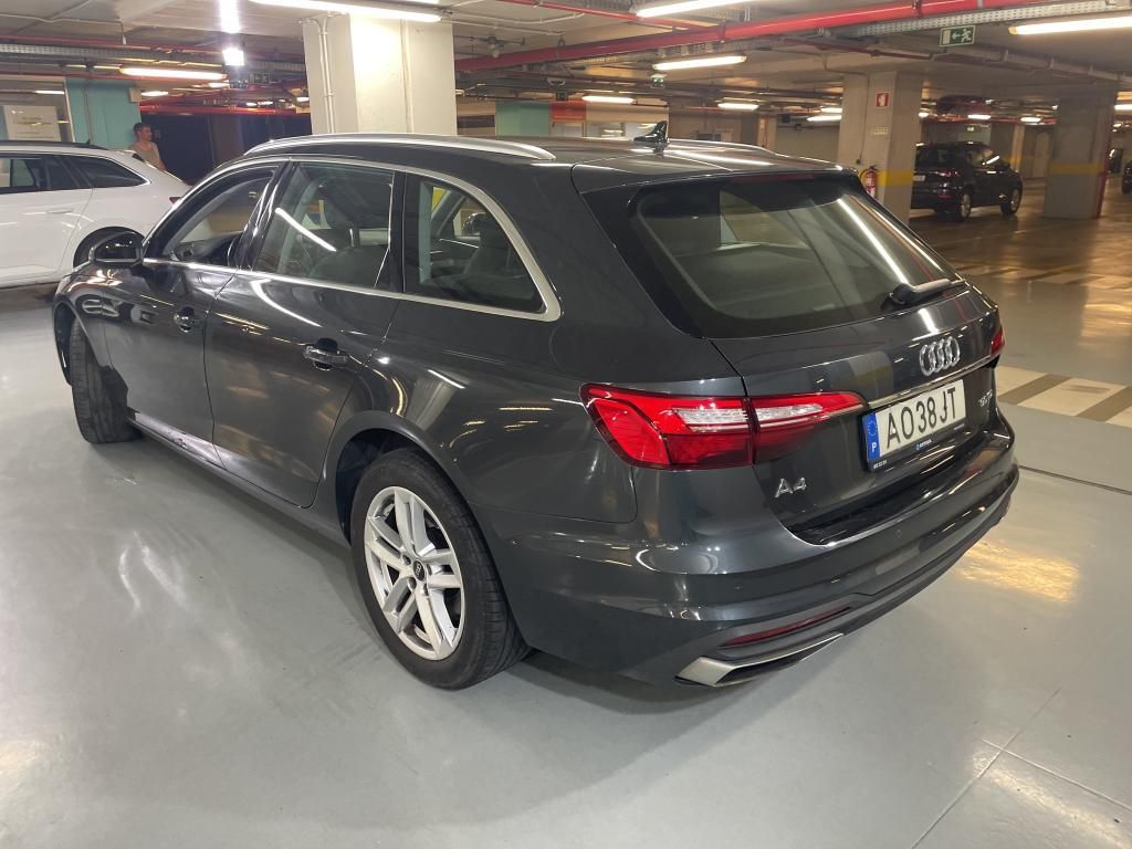 audi-a4-avant-2022-diesel-1968cc