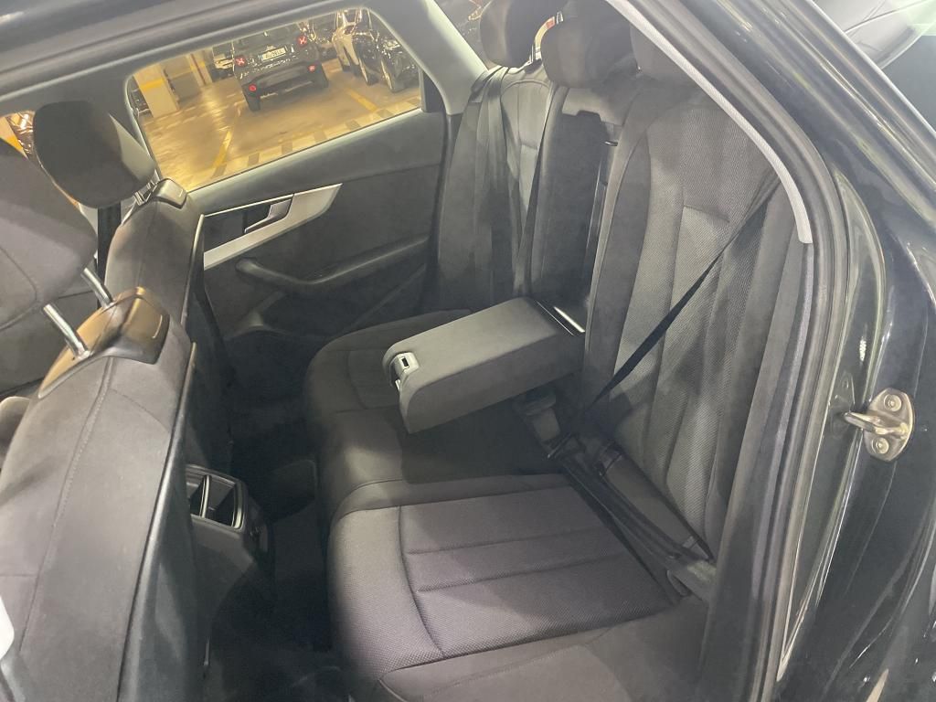 audi-a4-avant-2022-diesel-1968cc
