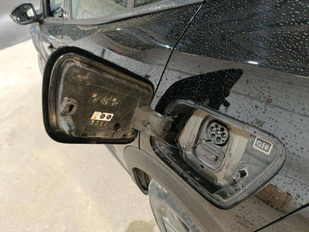 peugeot-2008-2022-eletrico-0cc