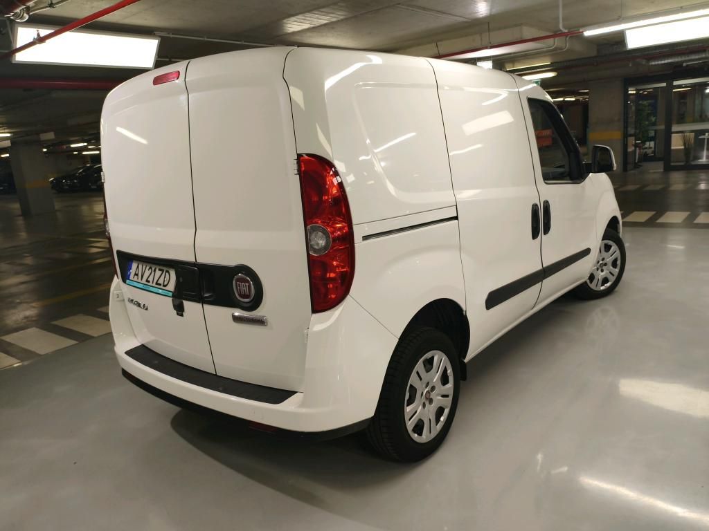 fiat-doblo-2023-diesel-1598cc