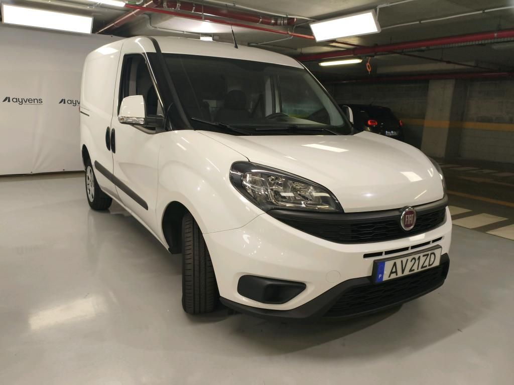 fiat-doblo-2023-diesel-1598cc