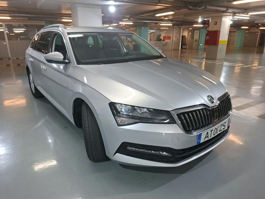 skoda-superb-2022-diesel-1968cc