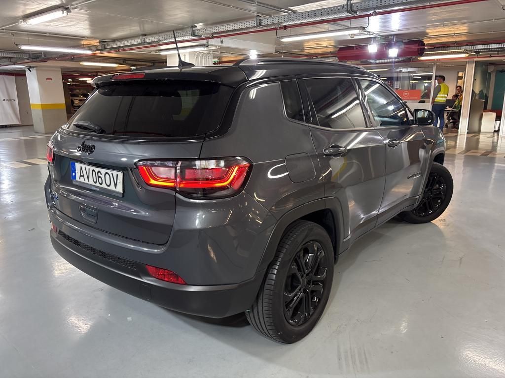 jeep-compass-2022-hibrido-a-gasolina-1332cc