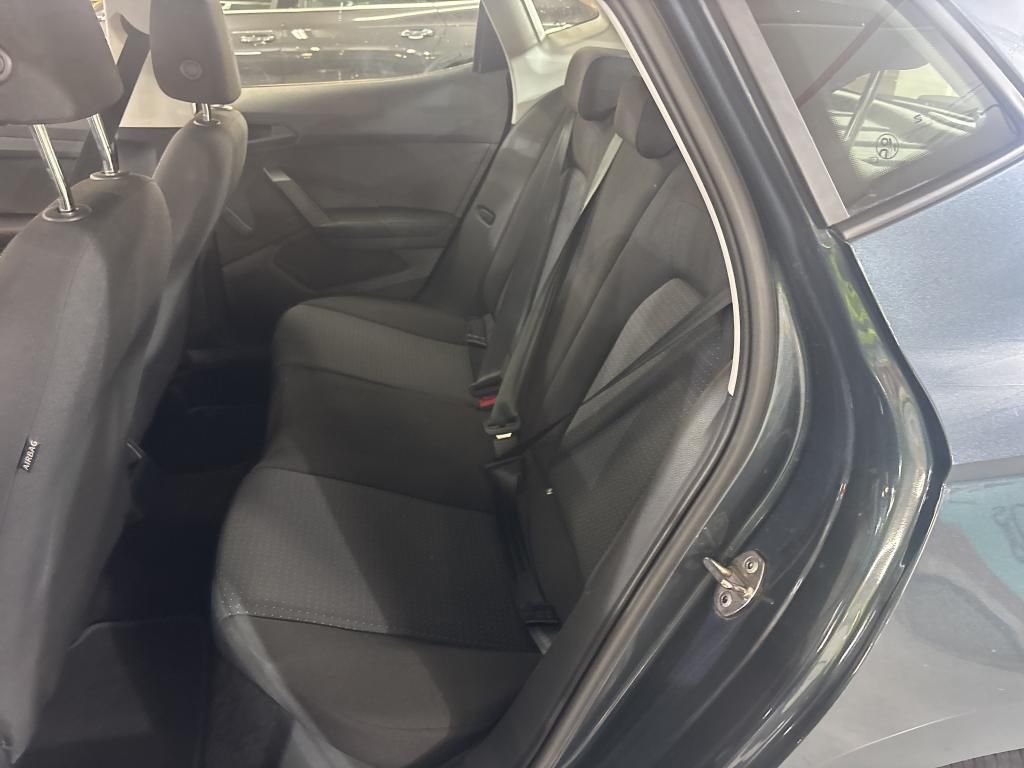 seat-ibiza-2023-gasolina-999cc