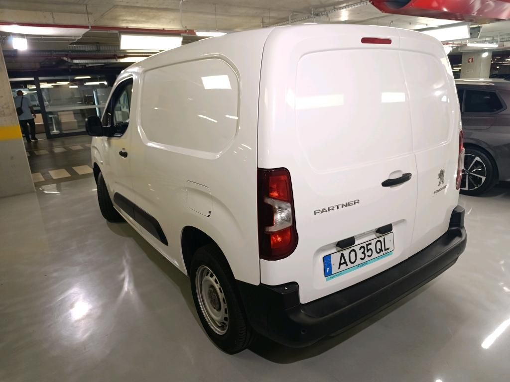 peugeot-partner-2022-diesel-1499cc