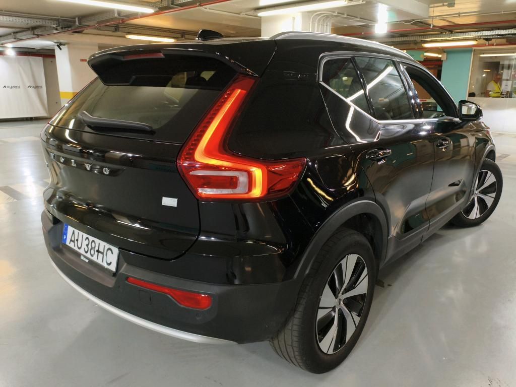 volvo-xc40-2022-hibrido-a-gasolina-1477cc