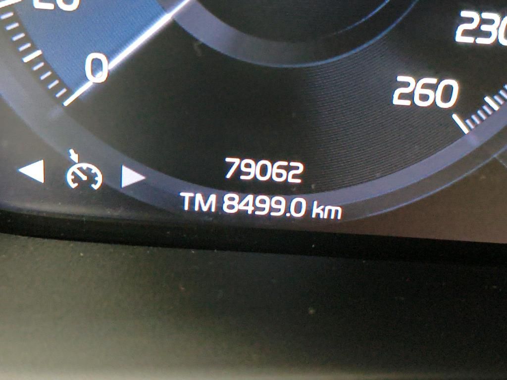 volvo-xc40-2022-hibrido-a-gasolina-1477cc