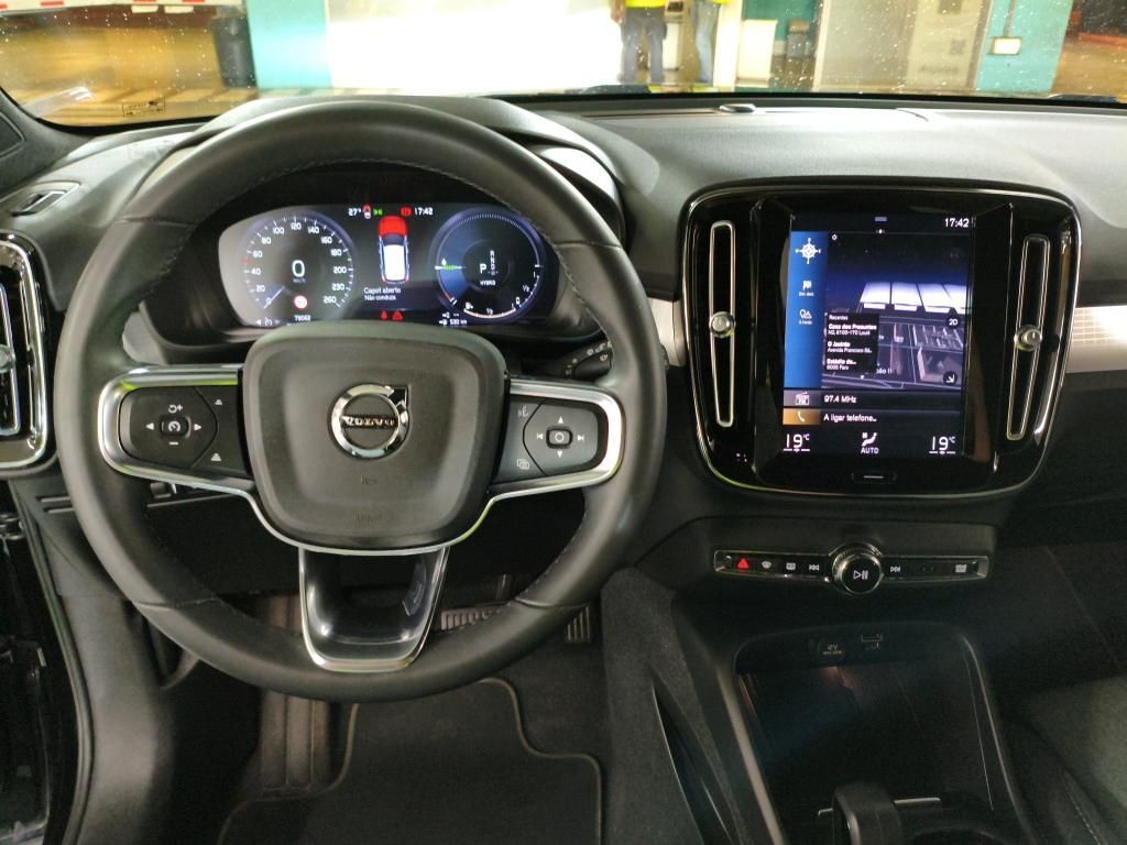 volvo-xc40-2022-hibrido-a-gasolina-1477cc