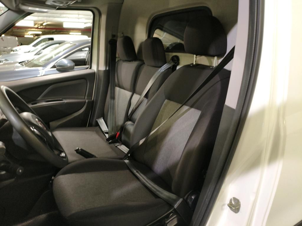 fiat-doblo-2023-diesel-1598cc