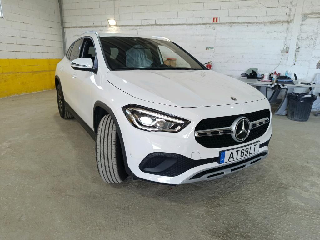 mercedes-benz-gla-2022-diesel-1950cc