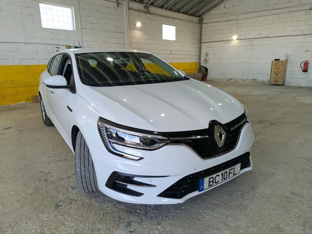 renault-megane-sport-tourer-2023-diesel-1461cc