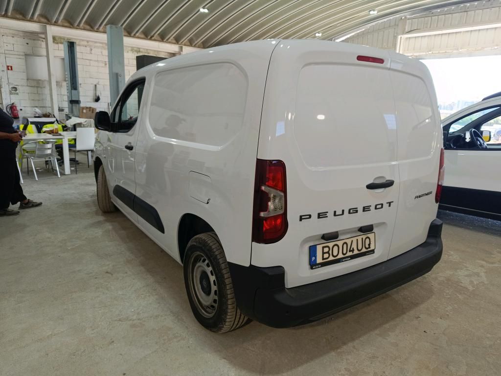 peugeot-partner-2024-diesel-1499cc