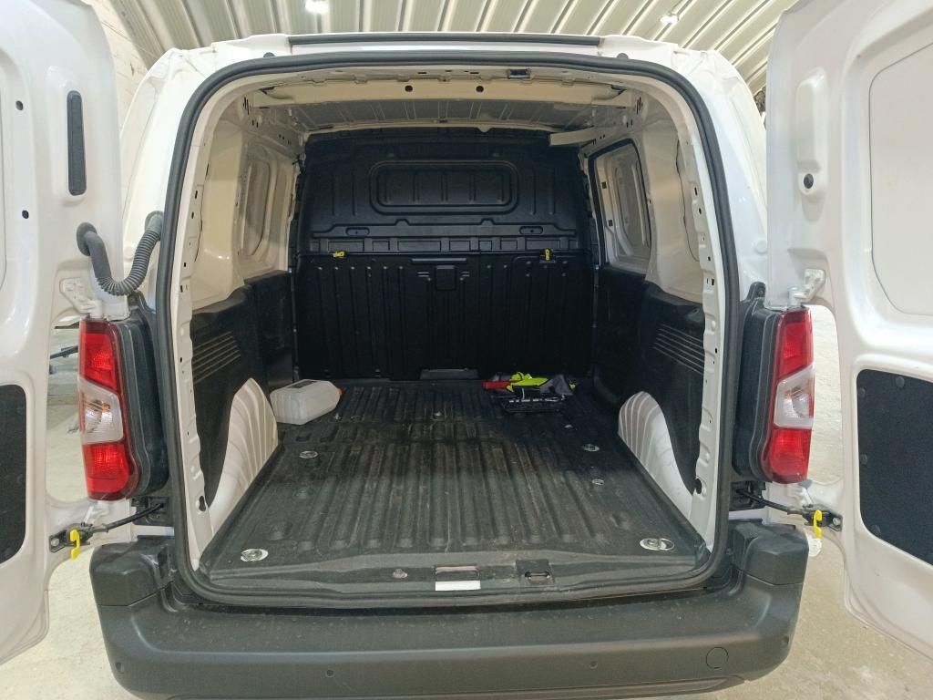 peugeot-partner-2024-diesel-1499cc