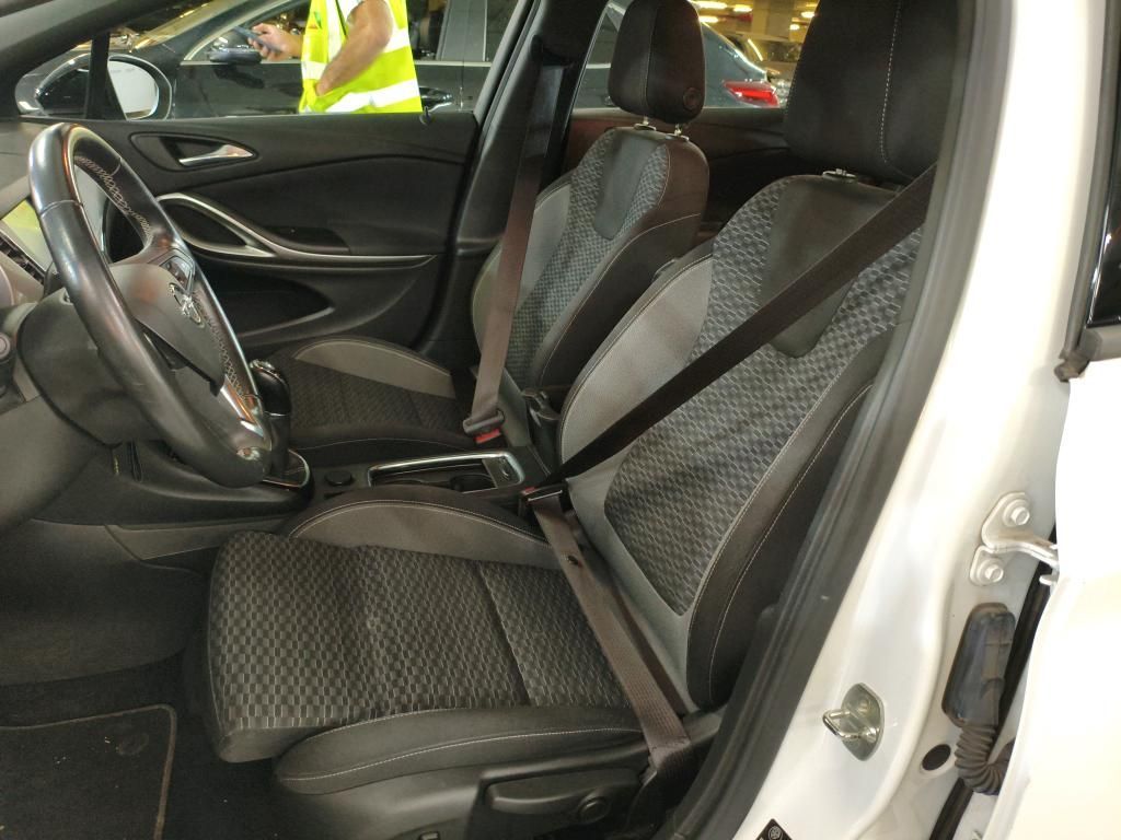opel-astra-sport-tourer-2021-diesel-1496cc