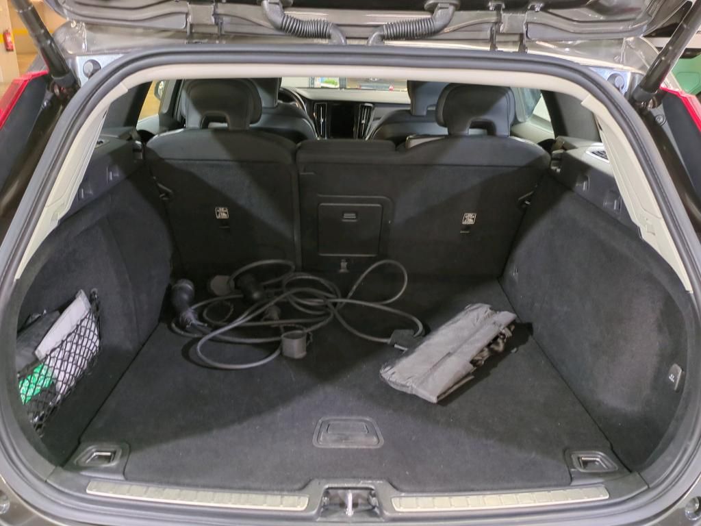 volvo-v60-2020-hibrido-a-gasolina-1969cc