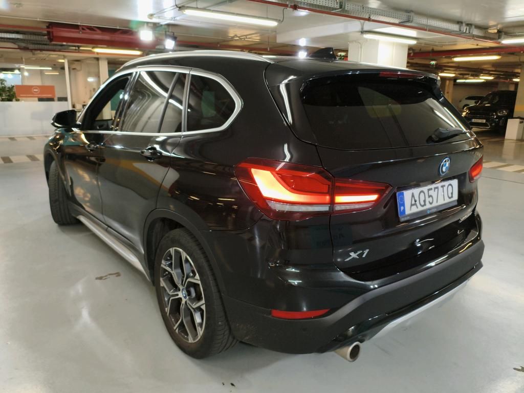 bmw-x1-2022-hibrido-a-gasolina-1499cc