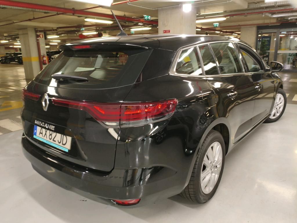 renault-megane-sport-tourer-2023-diesel-1461cc