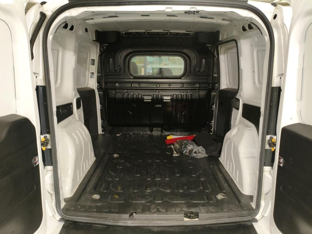 fiat-doblo-2023-diesel-1598cc