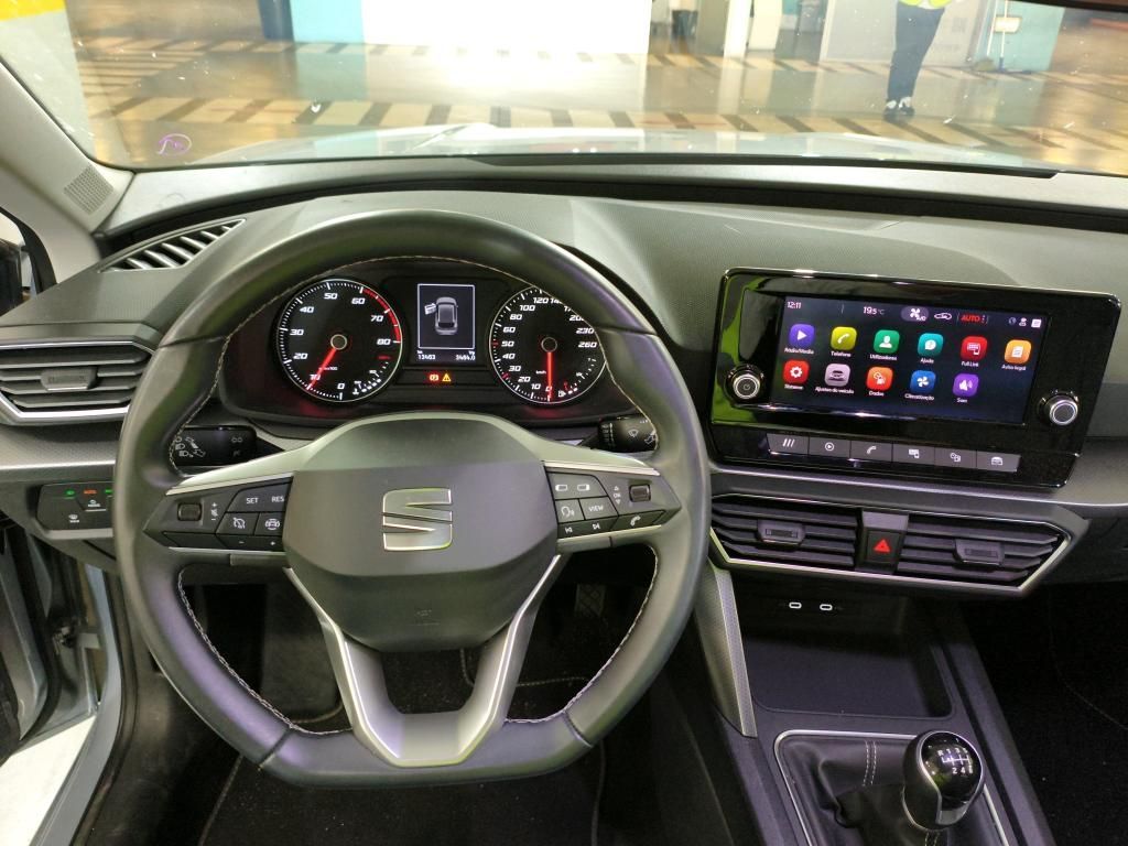 seat-leon-2024-gasolina-999cc