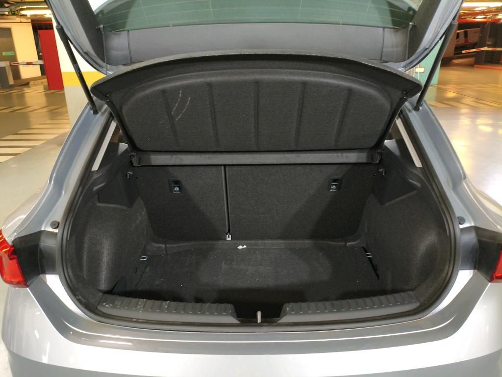 seat-leon-2024-gasolina-999cc