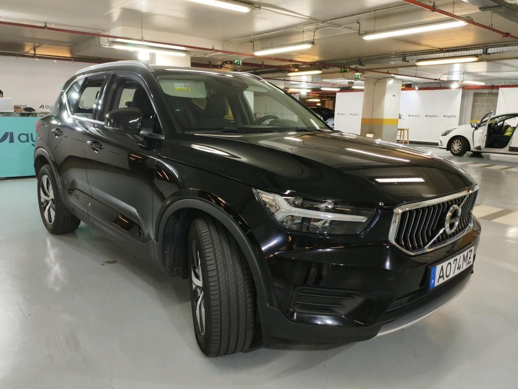 volvo-xc40-2022-hibrido-a-gasolina-1477cc