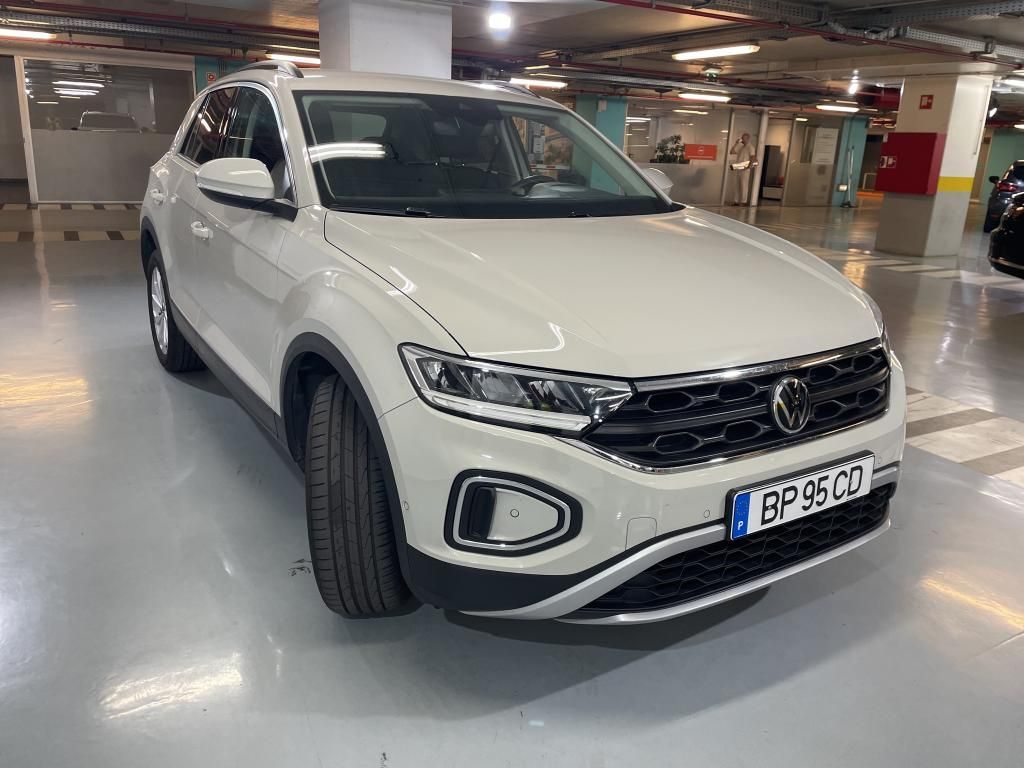 volkswagen-t-roc-2024-gasolina-999cc