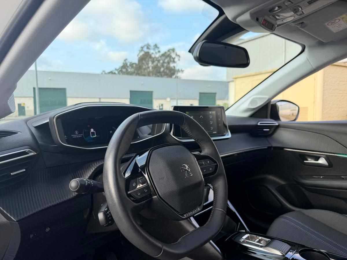 peugeot-e-208-ev-50-kwh-2023-eletrico