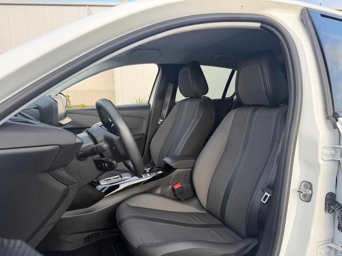 peugeot-e-208-ev-50-kwh-2023-eletrico