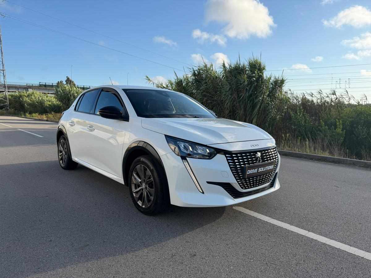 peugeot-e-208-ev-50-kwh-2023-eletrico
