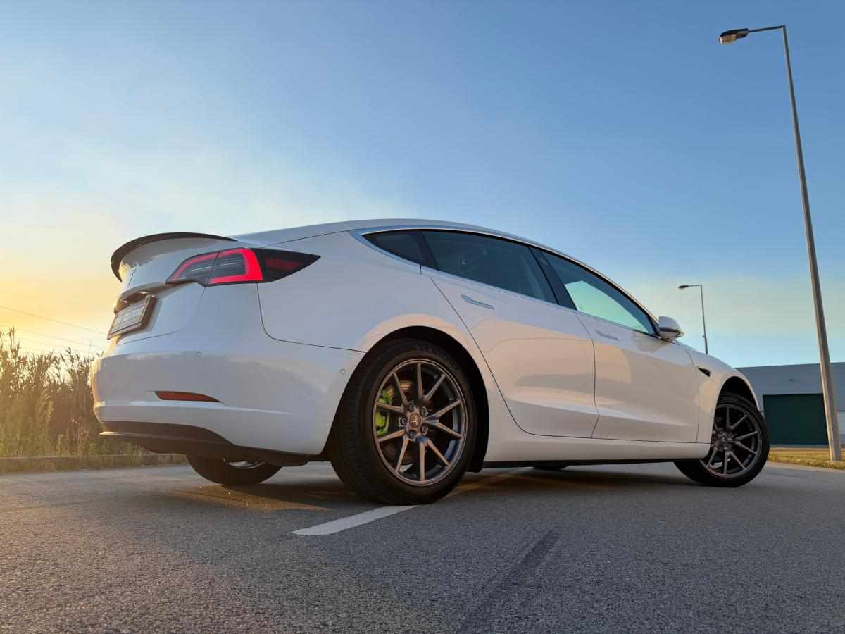 tesla-model-3-standard-range-plus-2019-eletrico