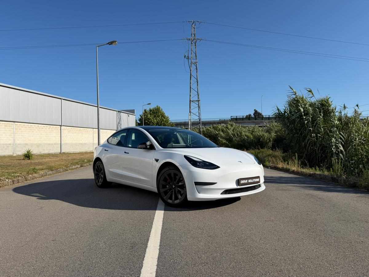 tesla-model-3-standard-range-2022-eletrico