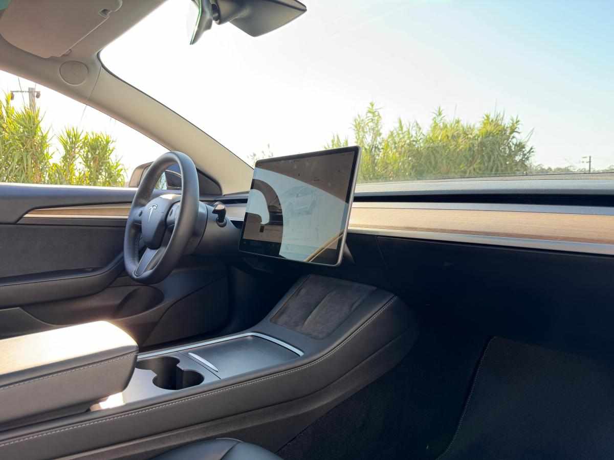 tesla-model-3-standard-range-2022-eletrico