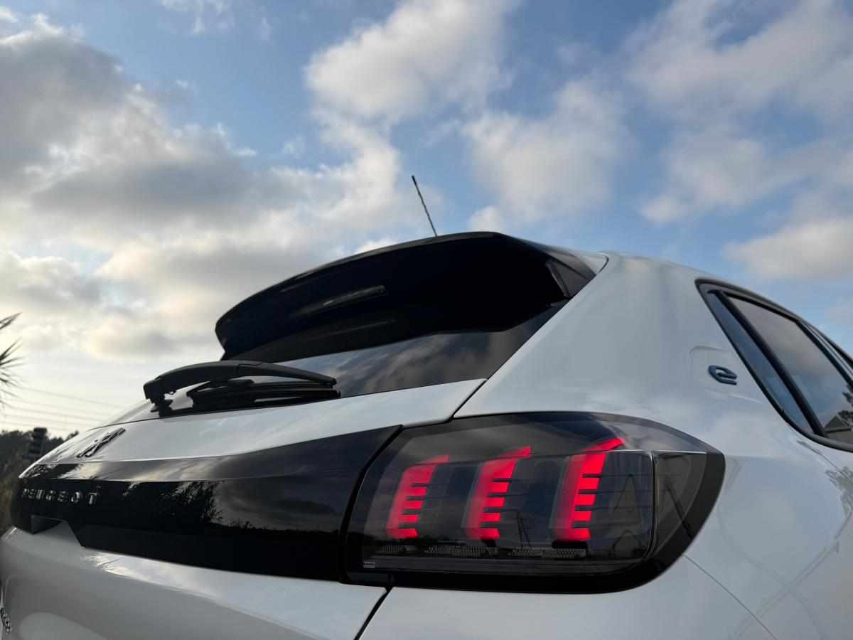 peugeot-e-208-ev-50-kwh-2022-eletrico