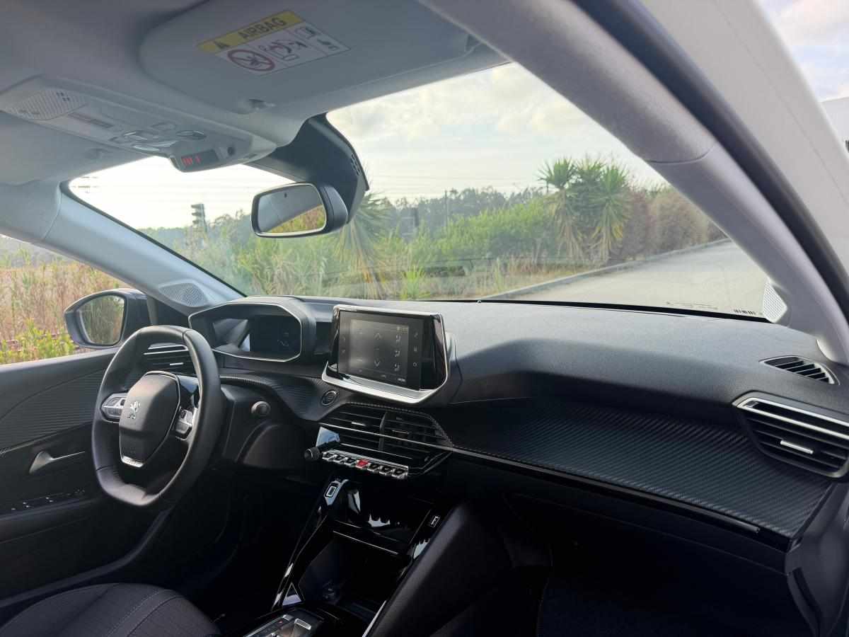peugeot-e-208-ev-50-kwh-2022-eletrico