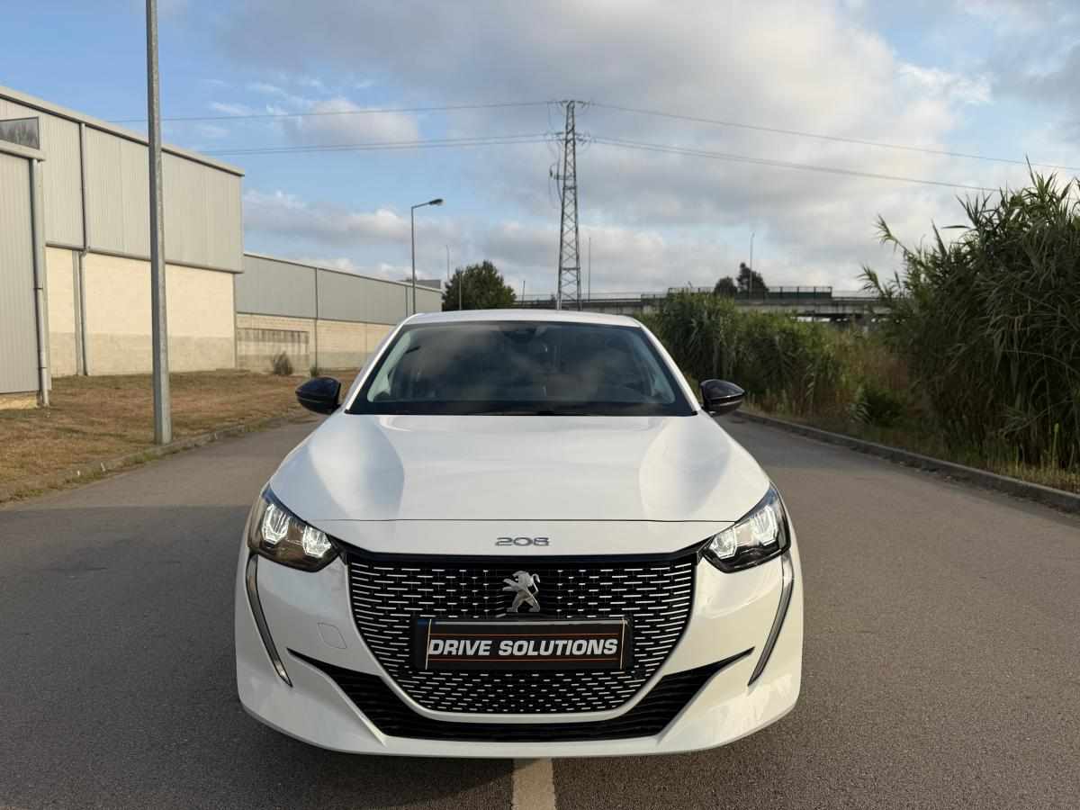 peugeot-e-208-ev-50-kwh-2022-eletrico