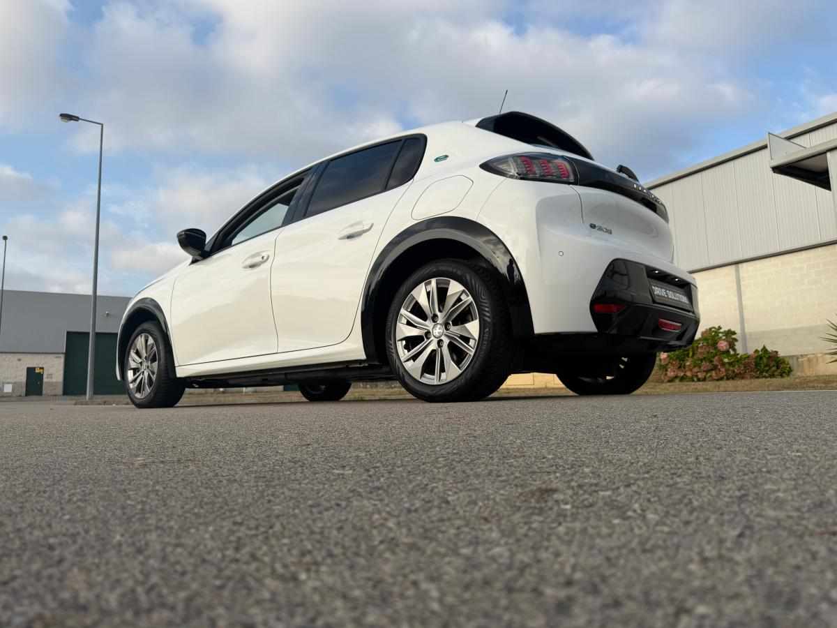 peugeot-e-208-ev-50-kwh-2022-eletrico