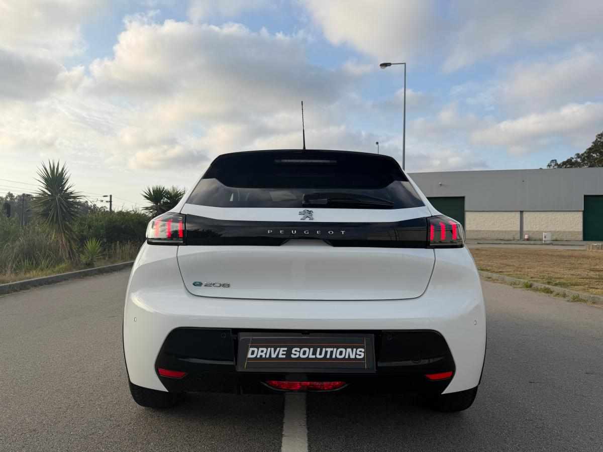 peugeot-e-208-ev-50-kwh-2022-eletrico