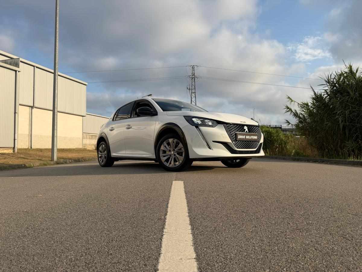 peugeot-e-208-ev-50-kwh-2022-eletrico
