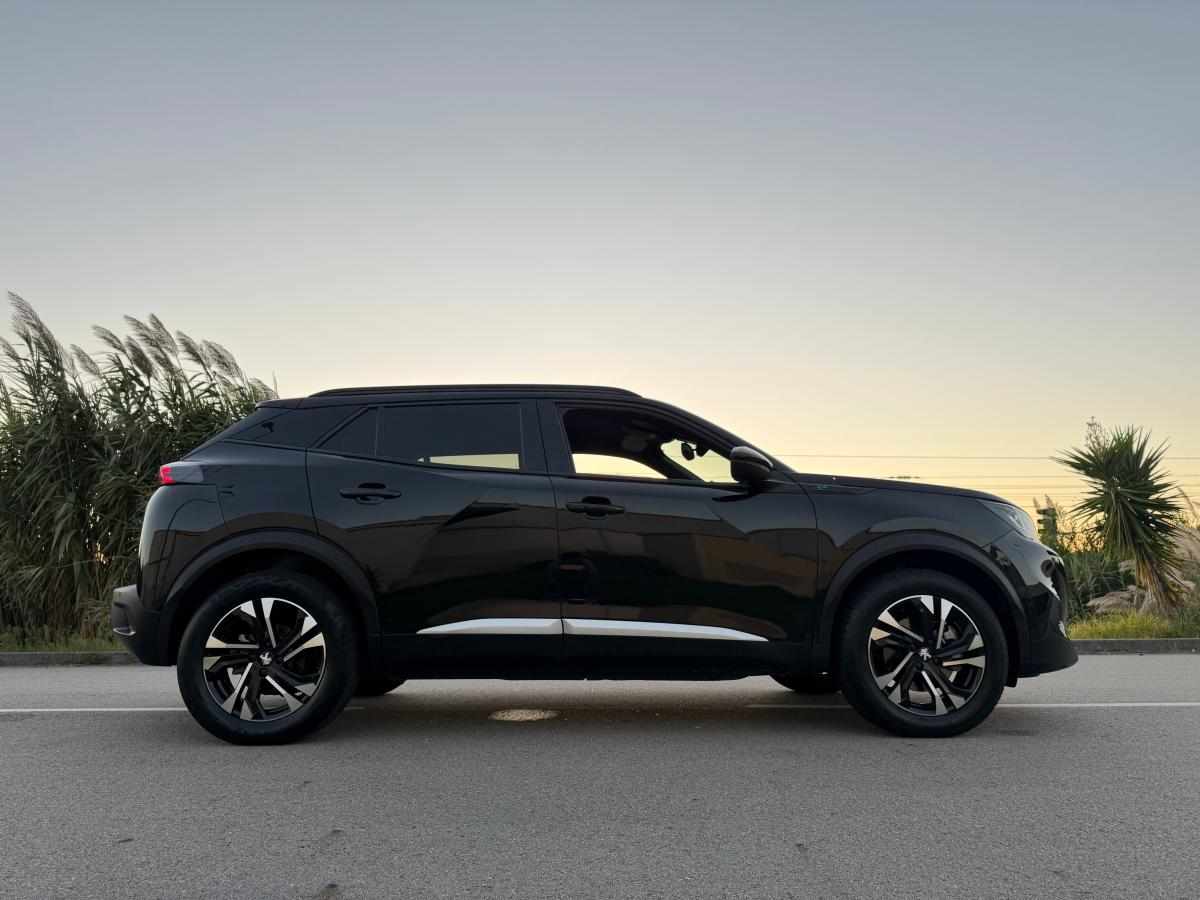 peugeot-e-2008-allure-ev-50kwh-2023-eletrico