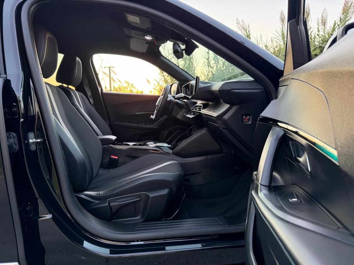 peugeot-e-2008-allure-ev-50kwh-2023-eletrico