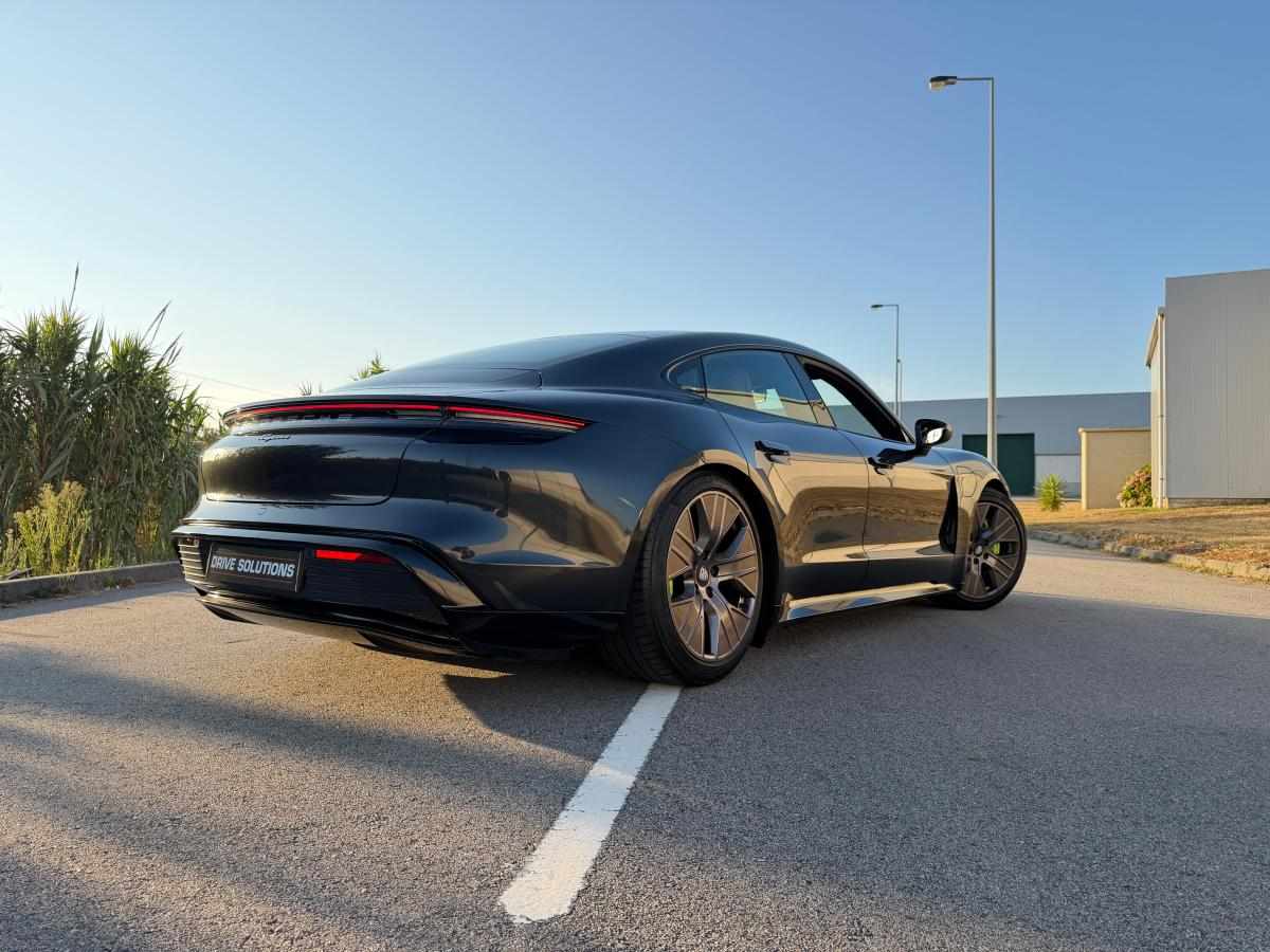 porsche-taycan-taycan-2021-eletrico