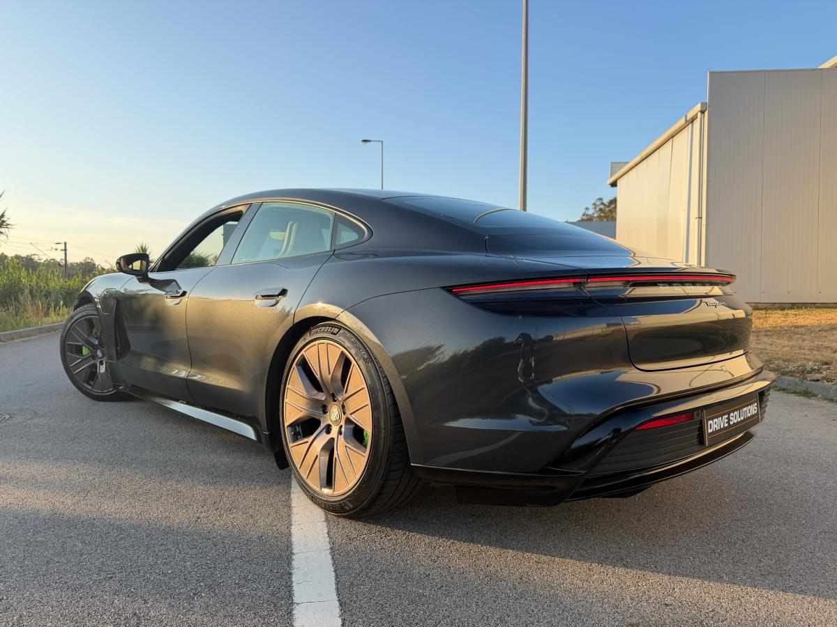 porsche-taycan-taycan-2021-eletrico