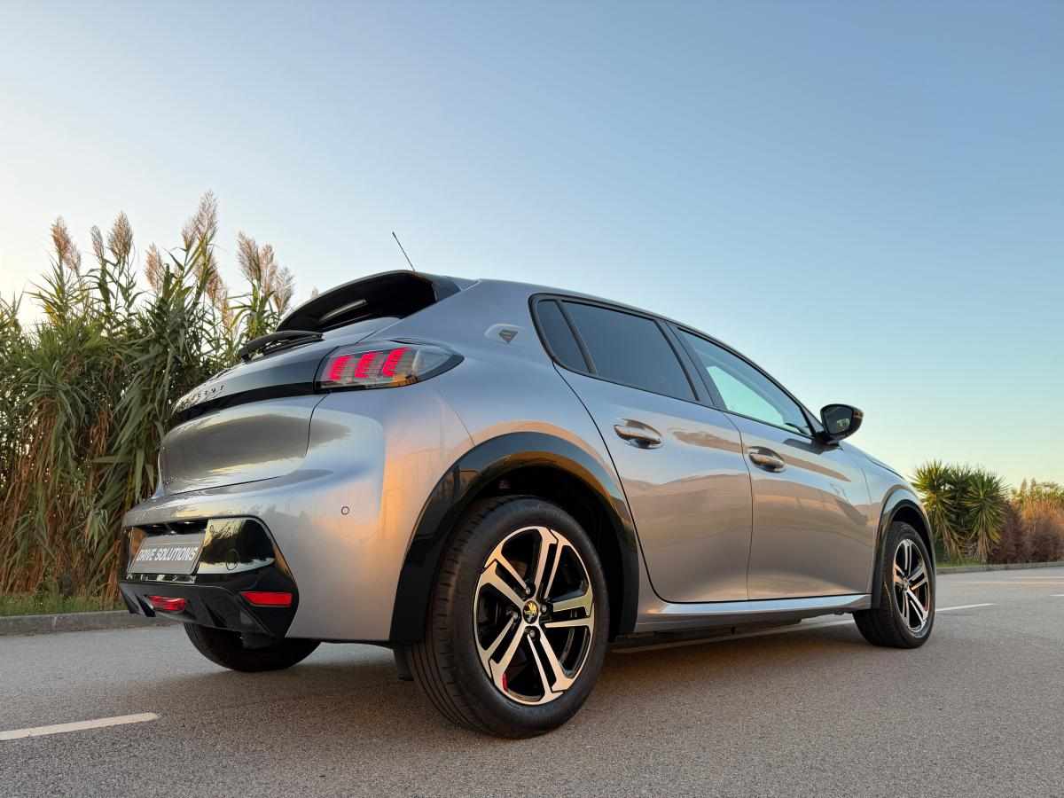 peugeot-e-208-ev-50-kwh-2022-eletrico