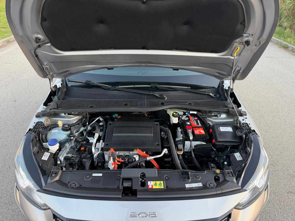 peugeot-e-208-ev-50-kwh-2022-eletrico