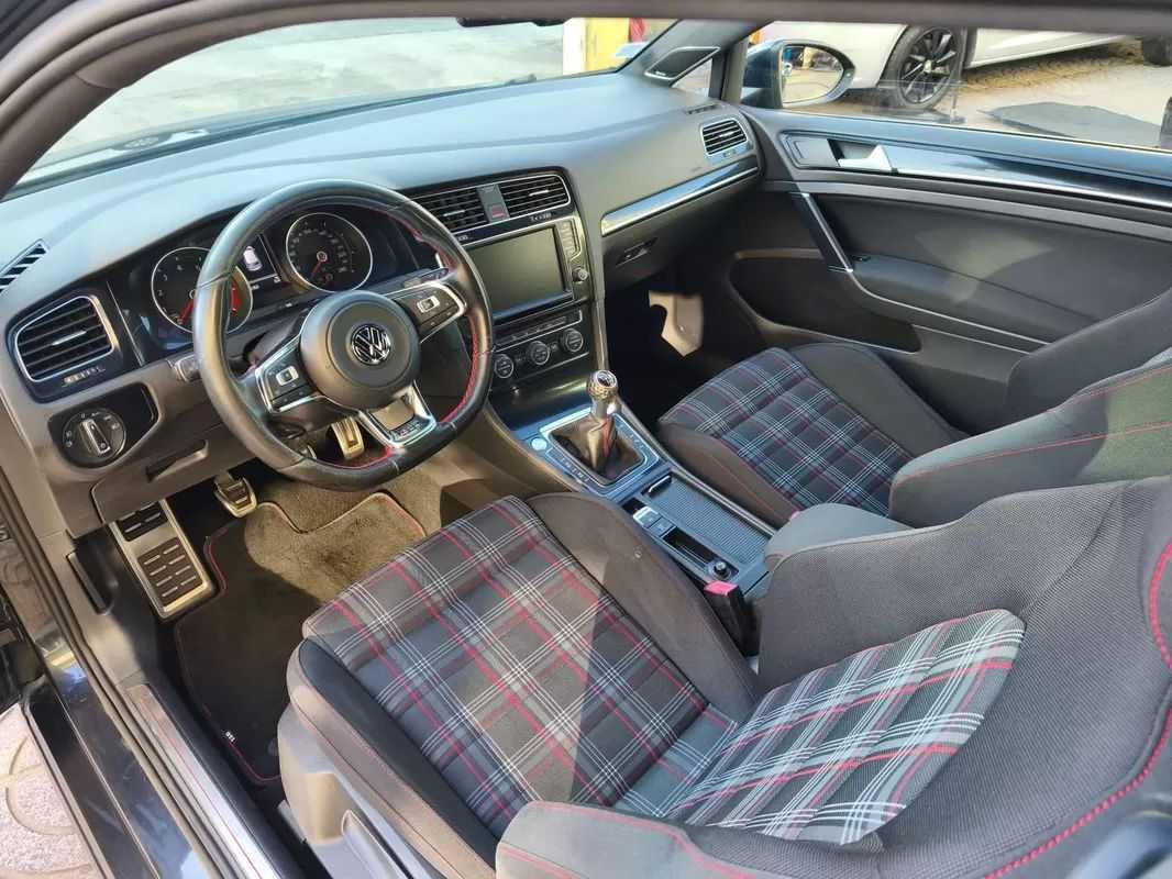 volkswagen-golf-2014-gasolina-1984cc