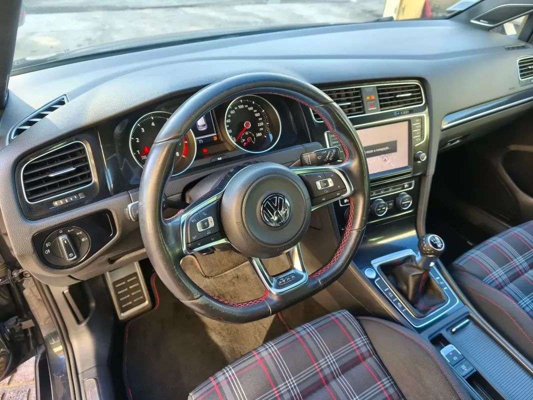 volkswagen-golf-2014-gasolina-1984cc