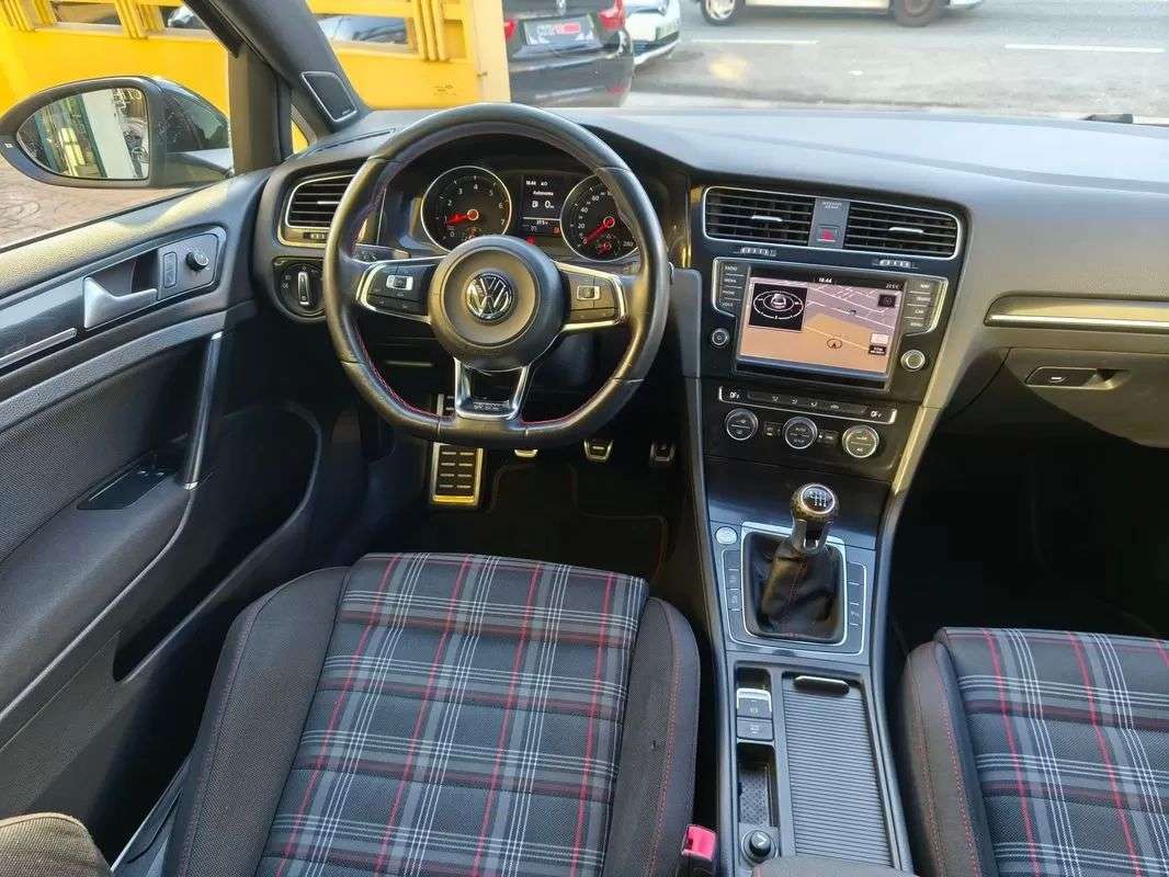 volkswagen-golf-2014-gasolina-1984cc