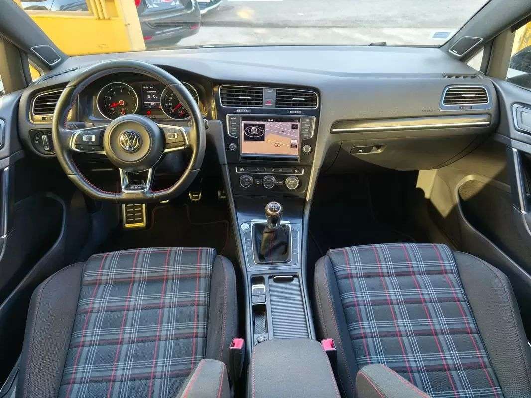 volkswagen-golf-2014-gasolina-1984cc